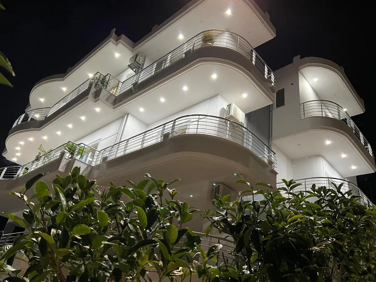 Dani\'S Apartments location