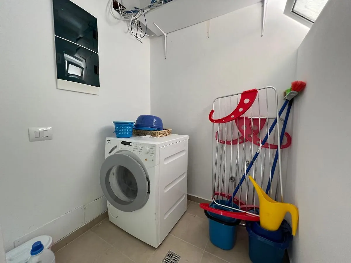 Dani'S Apartments Sarande 0*,  Albania