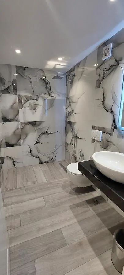 Dani'S Apartments Sarande