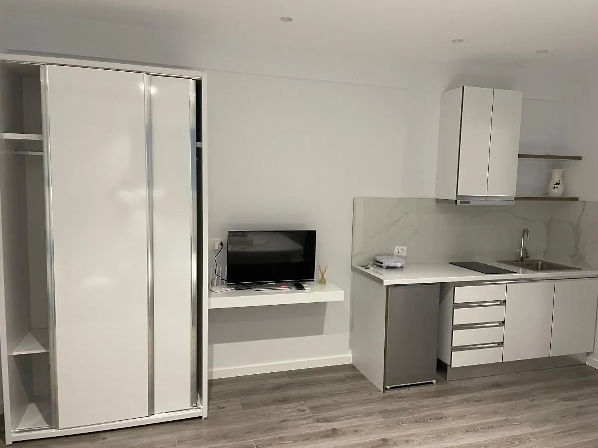 Dani'S Apartments Sarande