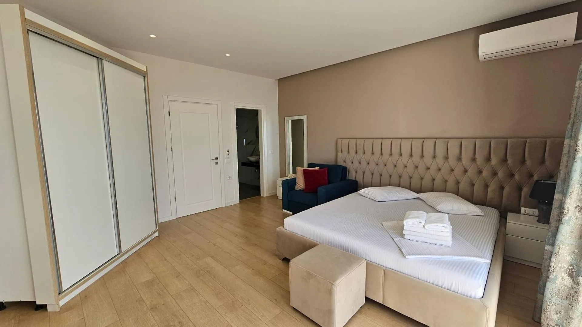Dani'S Apartments Sarande Albania