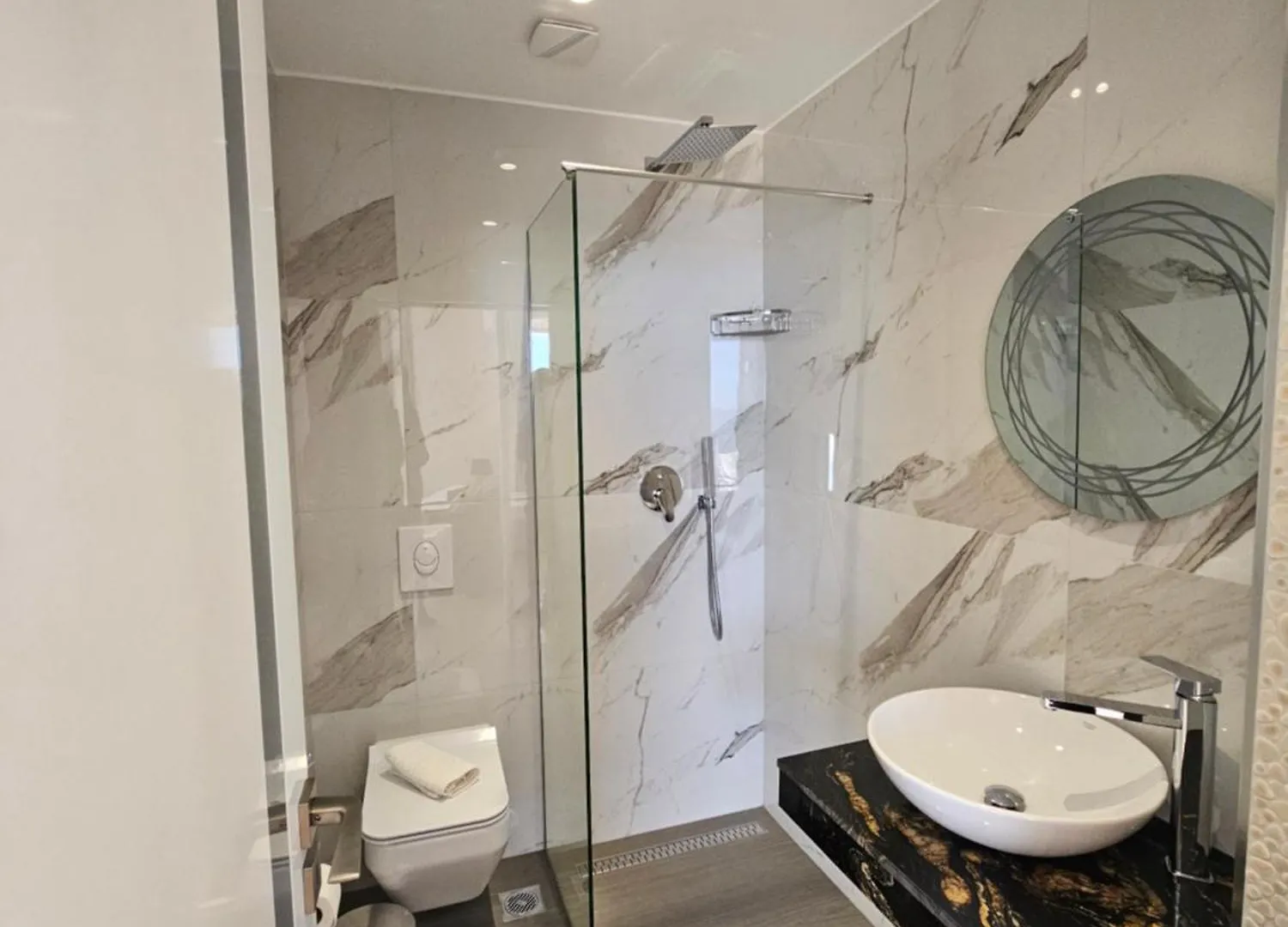 Dani'S Apartments Sarande